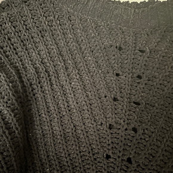 H&M Black Slouchy/Cozy Sweater - Picture 4 of 5